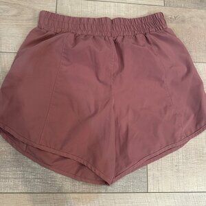 CELERSPORT WOMENS PINK SIZE 6 ATHLETIC SHORTS